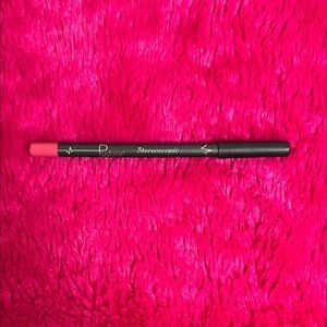 Stereoscopic Pink Lip Liner
